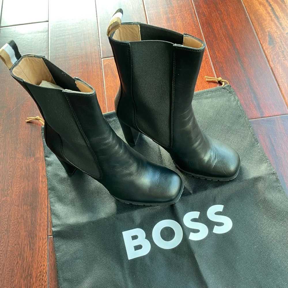 Hugo Boss high heels - Picture 4 of 6
